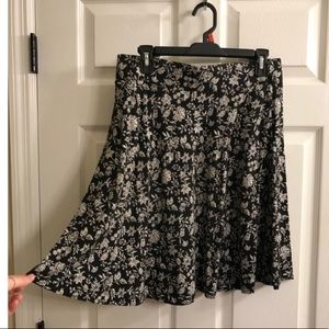 Loft flowy & floral skirt